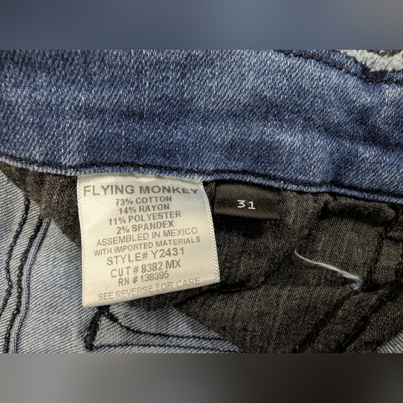 Flying Monkey Mid-Rise Distressed Jeans, Size 31 - Picture 10 of 13